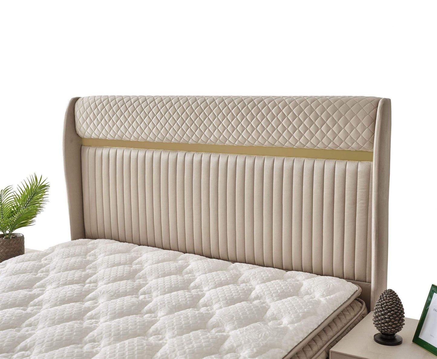 Wunderschönes Boxspringbett Platinum Beige mit Matratze