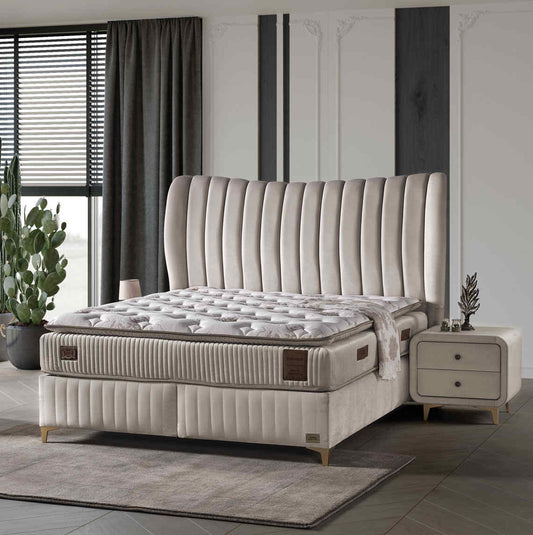 Wunderschönes Boxspringbett Premium in cremefarbener Farbe