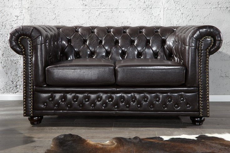 Schöne braune Chesterfield Sofagarnitur York